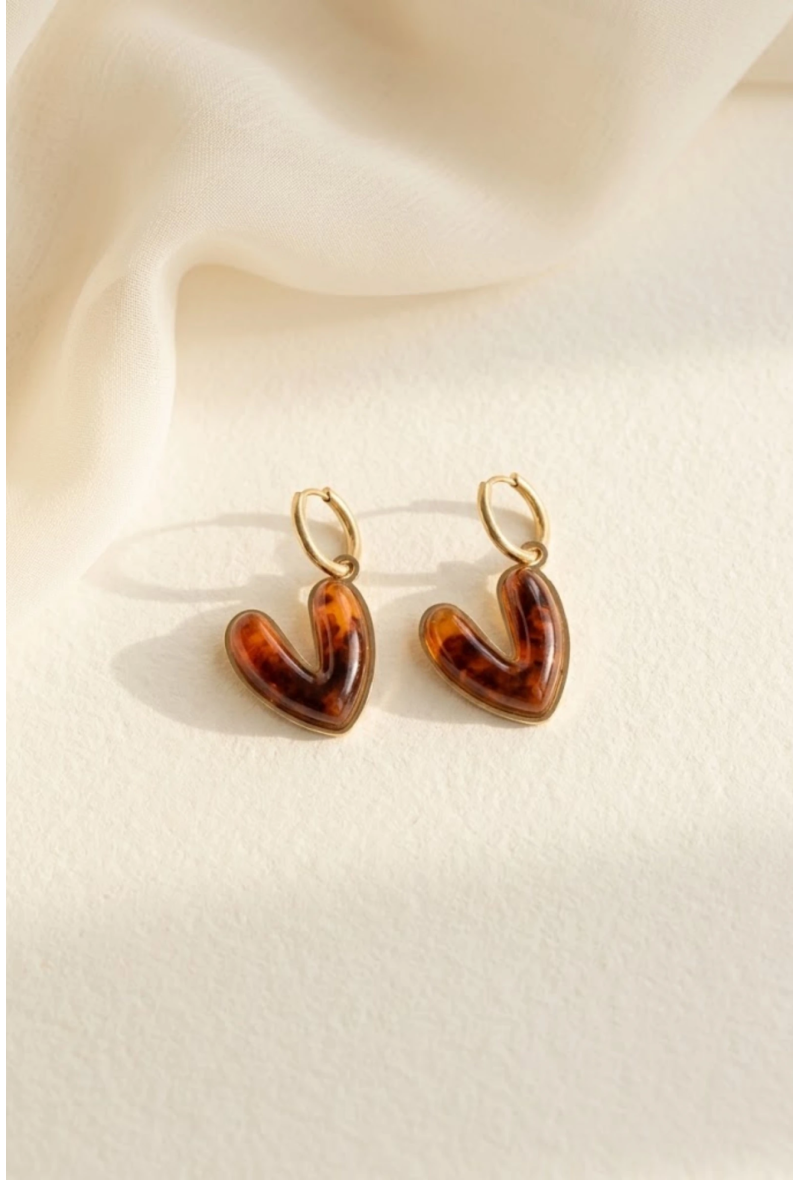 Boucles d’Oreilles Cœur Résine – Acier Inoxydable Doré